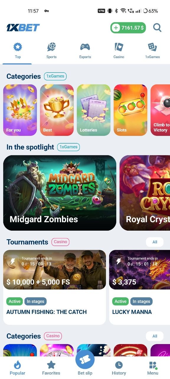 Onglet Top, suite : catégories 1xGames, jeu mis en avant et tournois casino avec compte à rebours.